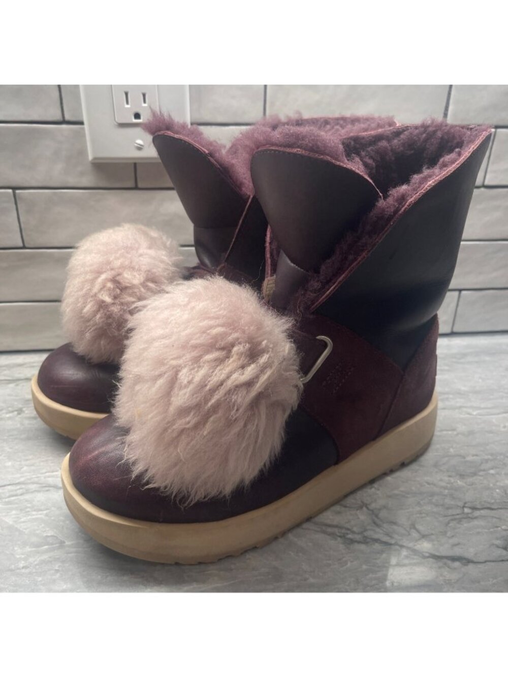 UGG Womens 7 Isley Waterproof Pom Pom Boots 1018217 Port Maroon